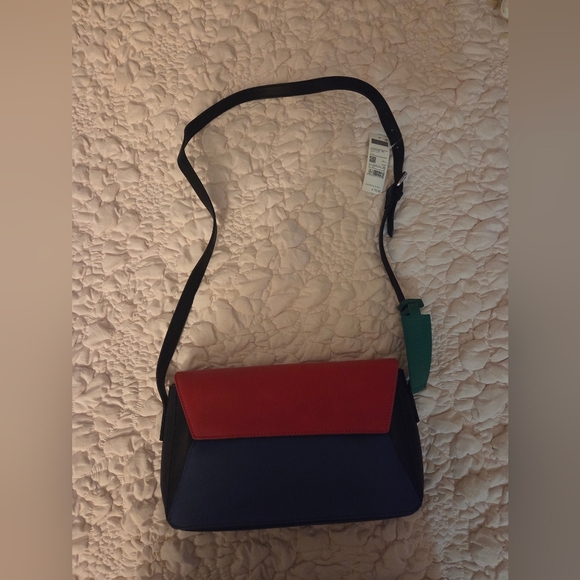 United Colors Of Benetton Red and Blue Clutch - Picture 4 of 4